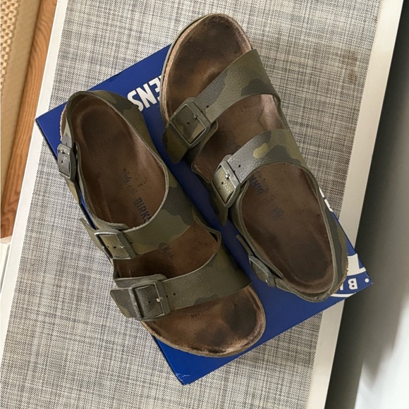 Birkenstock Milano Camouflage Men's Sandals - Picture 1 of 9